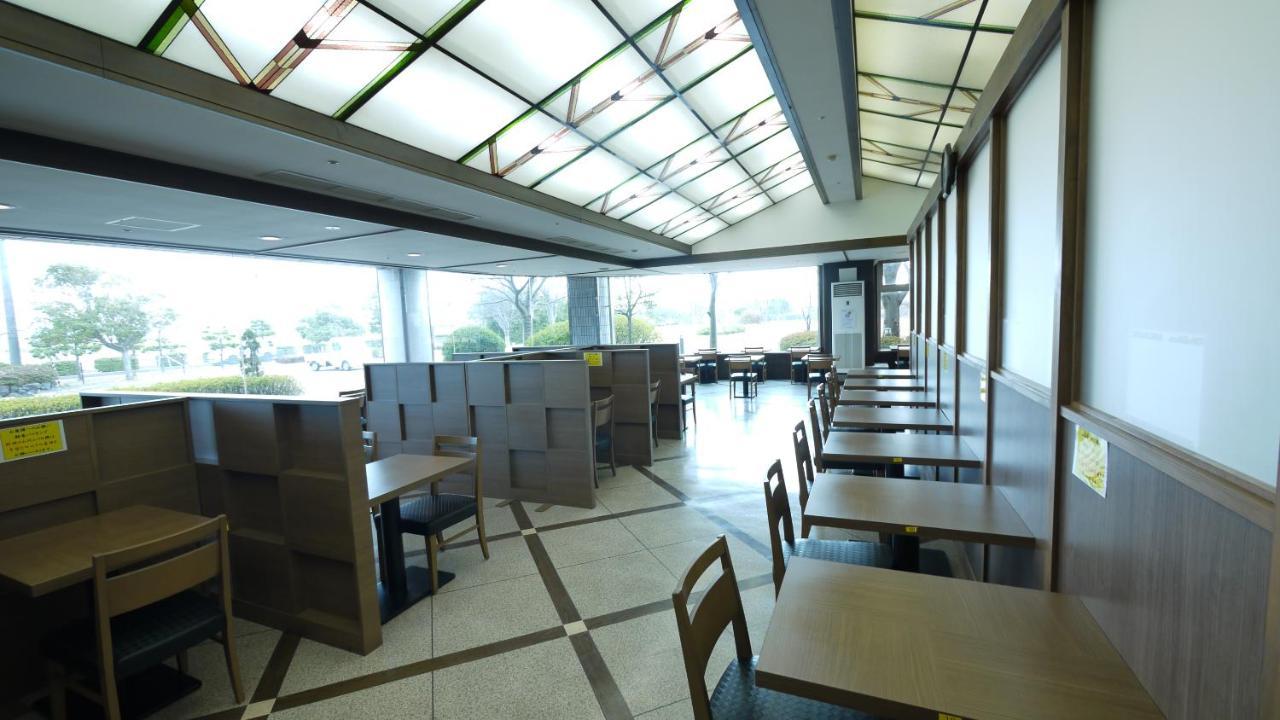 Route Inn Grantia Komatsu Airport Eksteriør billede