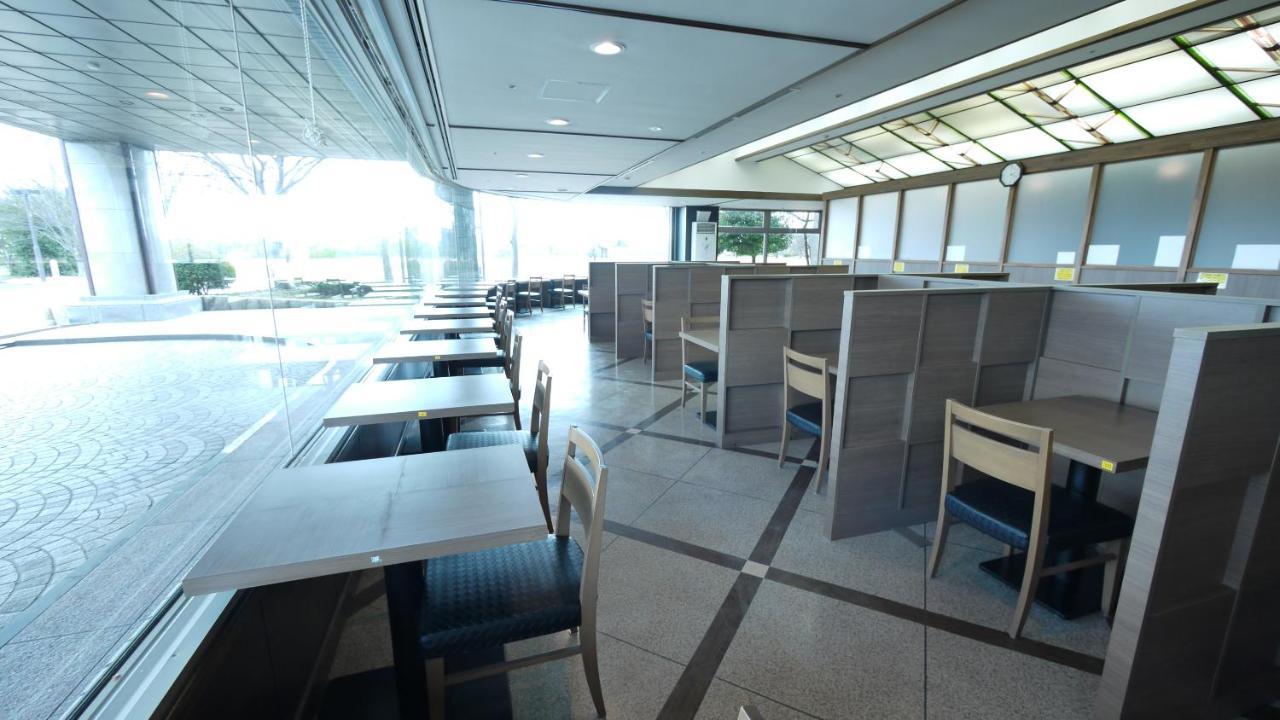 Route Inn Grantia Komatsu Airport Eksteriør billede